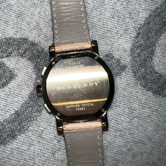 Authentic Burberry Watch, 36 mm, pattern ⏱️⌚️ - Picture 5 of 8